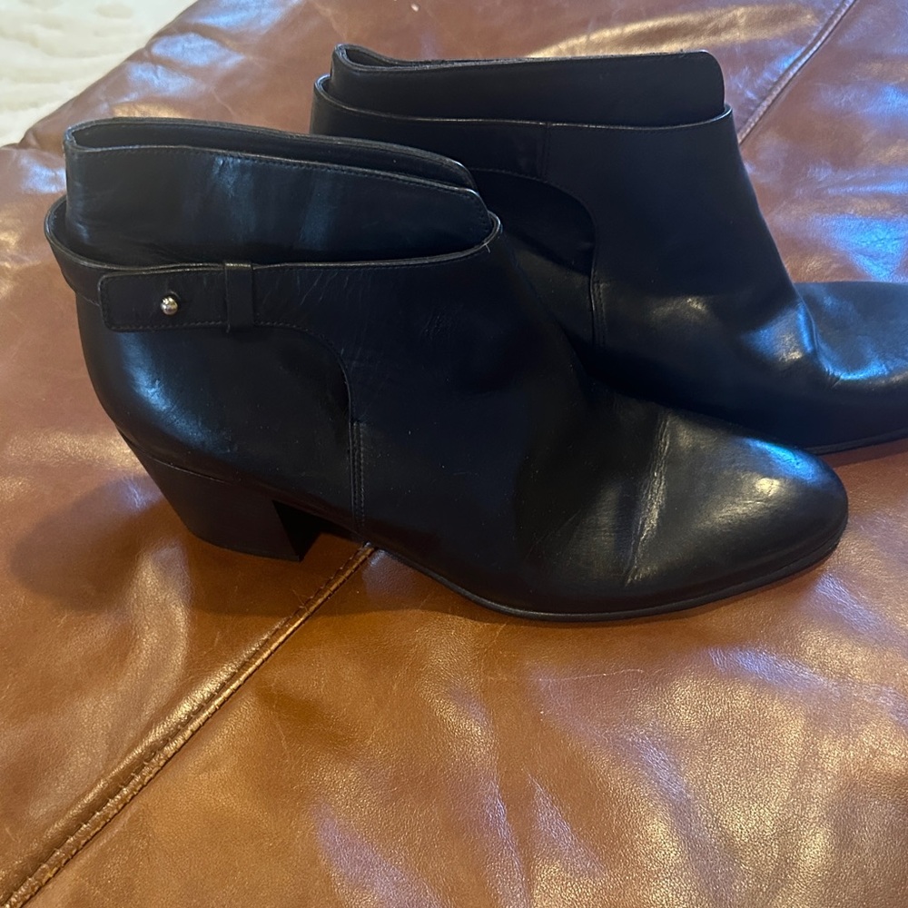 Vince Black Leather Ankle Booties